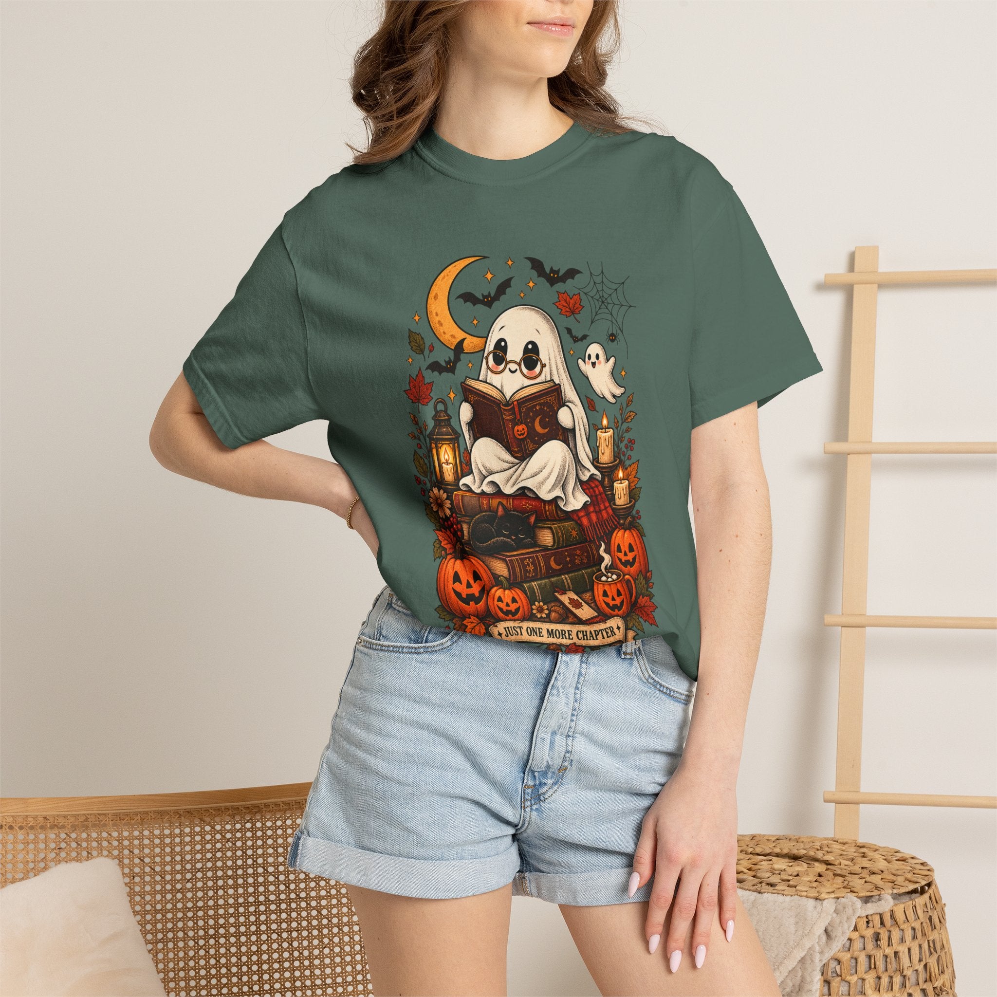 Halloween Ghost Reading T-Shirt — Cute Spooky Pumpkin & Bats Tee